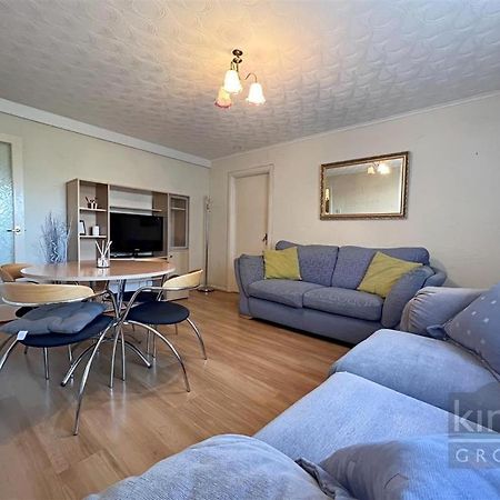 A Cosy 1 Bedroom Apartment Enfield Exterior foto